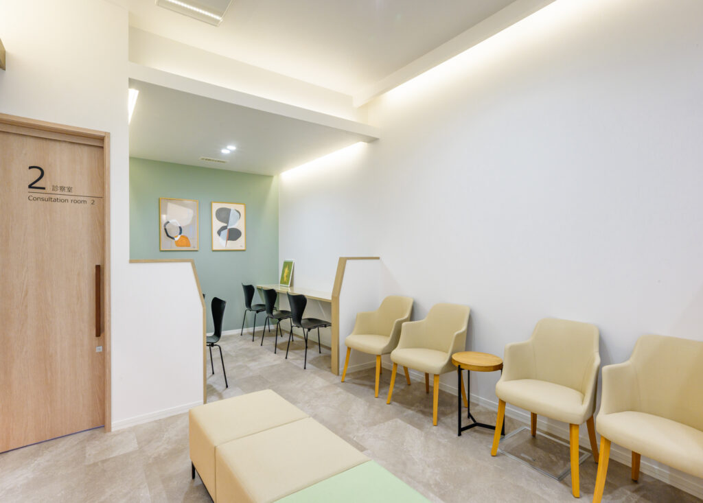 三宮駅前こころのクリニックの待合室